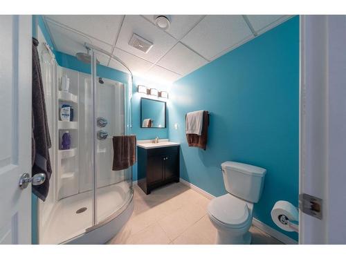 4007 67 Avenue, Lloydminster, AB - Indoor Photo Showing Bathroom