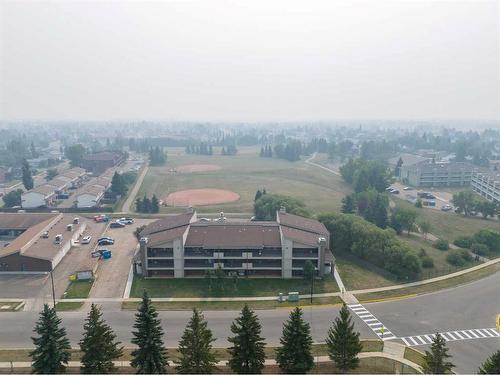 302-5607 31 Street, Lloydminster, AB - Outdoor With View