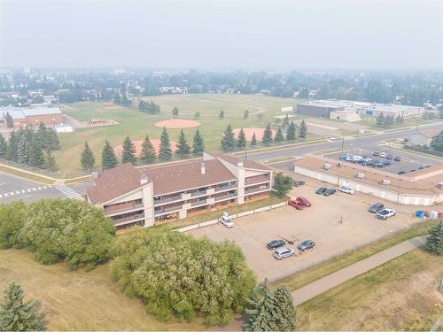 302-5607 31 Street, Lloydminster, AB - Outdoor With View