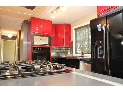 475041 Rr20, Rural Vermilion River, County Of, AB - Indoor Photo Showing Kitchen