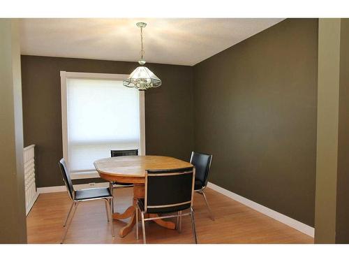 475041 Rr20, Rural Vermilion River, County Of, AB - Indoor Photo Showing Dining Room