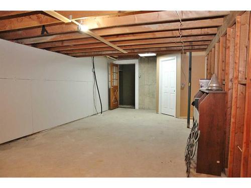 475041 Rr20, Rural Vermilion River, County Of, AB - Indoor Photo Showing Basement