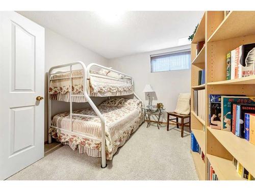 2718 58 Avenue, Lloydminster, AB - Indoor Photo Showing Bedroom