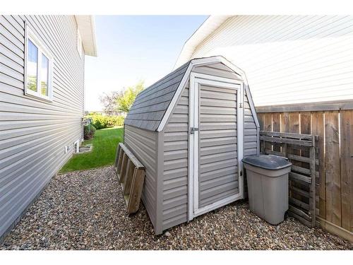 2718 58 Avenue, Lloydminster, AB - Outdoor With Exterior