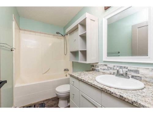 104 3 Street West, Marsden, SK - Indoor Photo Showing Bathroom