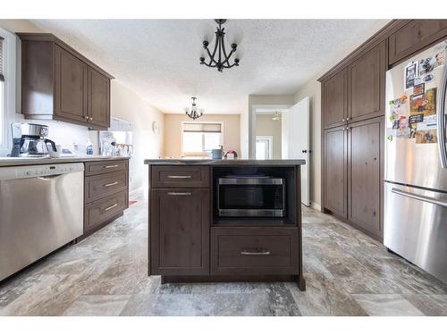 3801 57 Avenue, Lloydminster, AB - Indoor Photo Showing Kitchen