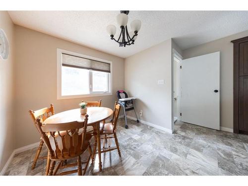 3801 57 Avenue, Lloydminster, AB - Indoor Photo Showing Dining Room