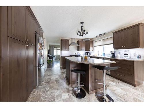 3801 57 Avenue, Lloydminster, AB - Indoor Photo Showing Kitchen