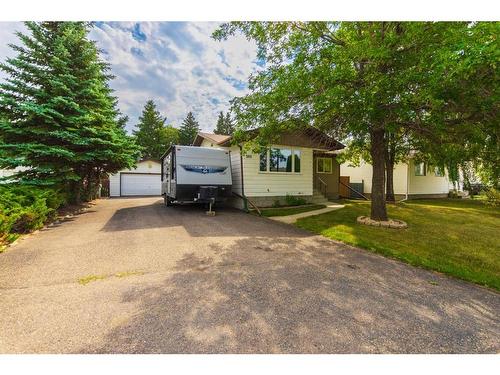 3801 57 Avenue, Lloydminster, AB - Outdoor