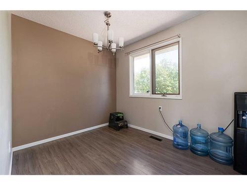 2719 47 Avenue, Lloydminster, SK - Indoor Photo Showing Gym Room