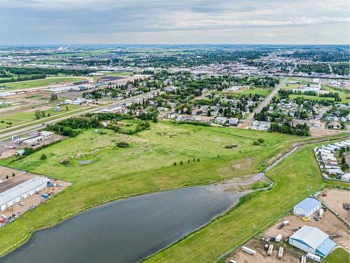 60 51 Avenue, Lloydminster, AB 