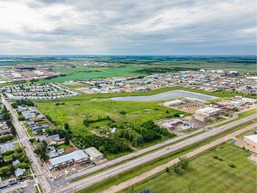 5712 50 Avenue, Lloydminster, AB 