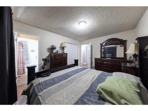 5205 50 Street, Kitscoty, AB - Indoor Photo Showing Bedroom