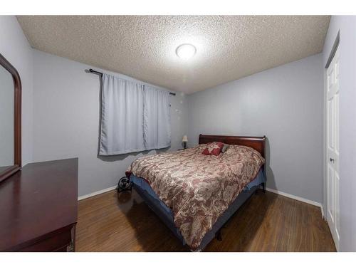 5205 50 Street, Kitscoty, AB - Indoor Photo Showing Bedroom