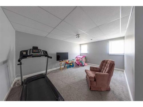 5205 50 Street, Kitscoty, AB - Indoor