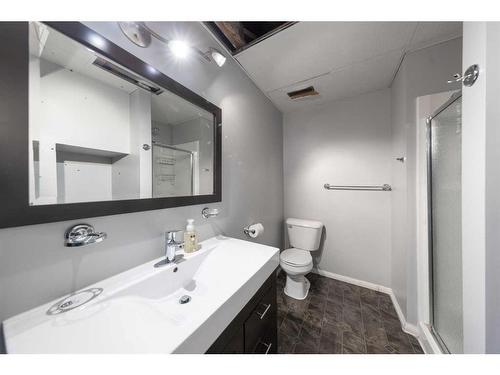 5205 50 Street, Kitscoty, AB - Indoor Photo Showing Bathroom