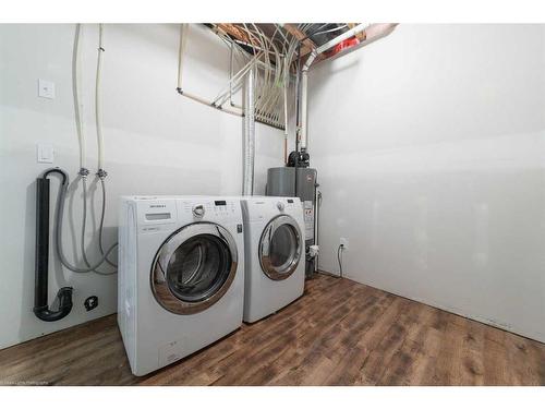 7215 29 Street, Lloydminster, AB - Indoor Photo Showing Laundry Room