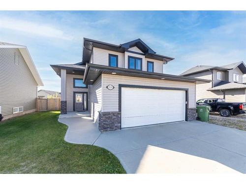 7215 29 Street, Lloydminster, AB - Outdoor