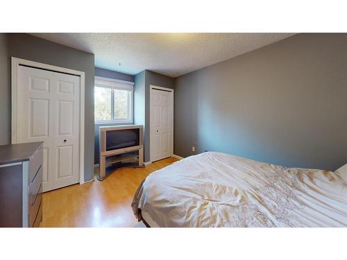 4520 29 Street, Lloydminster, SK - Indoor Photo Showing Bedroom