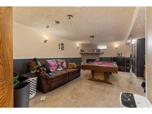 5112 30 Street, Lloydminster, AB - Indoor