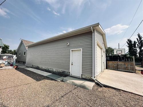 114 1St Street West, Lashburn, SK - Outdoor With Exterior