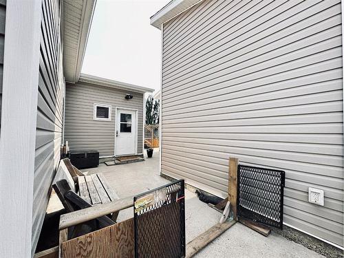 114 1St Street West, Lashburn, SK - Outdoor With Exterior