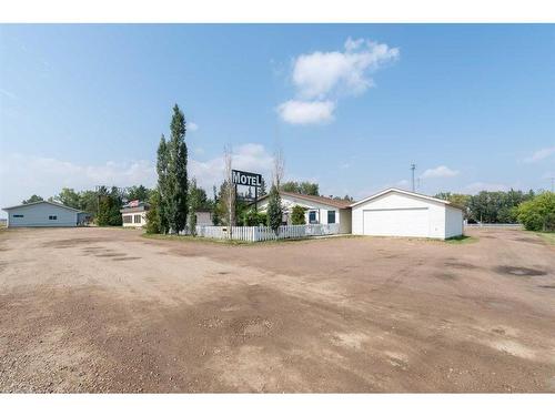 410 Railway Avenue, Maidstone, SK 