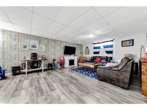 2306 52 Avenue, Lloydminster, AB - Indoor With Fireplace