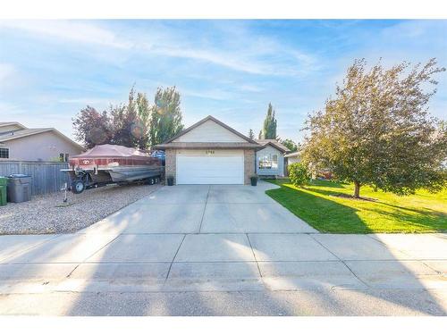 2306 52 Avenue, Lloydminster, AB - Outdoor With Facade