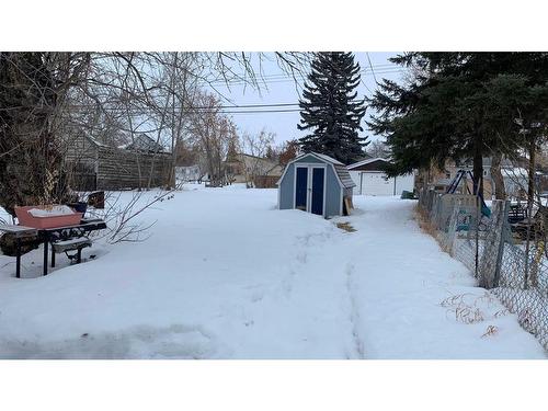 714 5 Avenue, Wainwright, AB - Outdoor