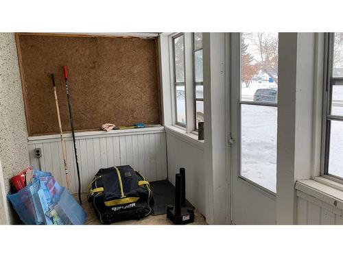 714 5 Avenue, Wainwright, AB - Indoor Photo Showing Other Room