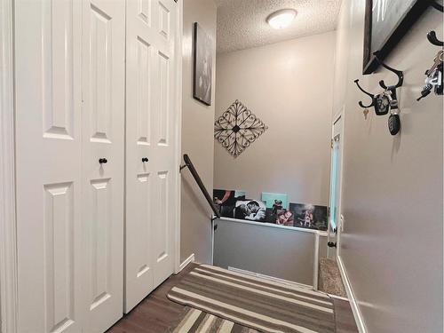 338 15 Street, Wainwright, AB - Indoor Photo Showing Other Room