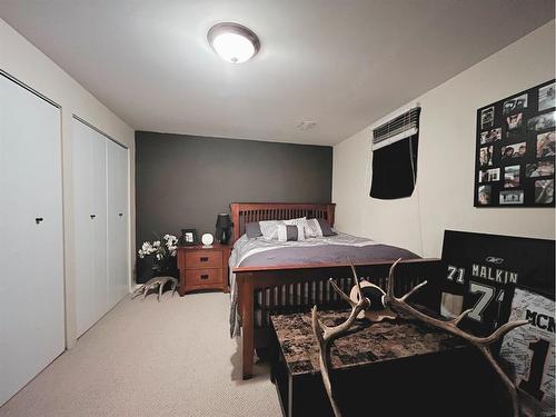 338 15 Street, Wainwright, AB - Indoor Photo Showing Bedroom