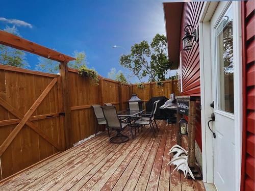 338 15 Street, Wainwright, AB - Outdoor With Deck Patio Veranda