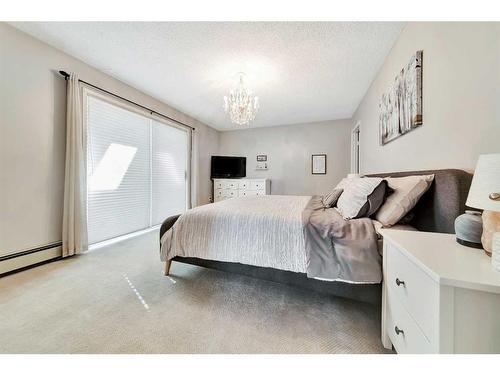 601 19 Street, Wainwright, AB - Indoor Photo Showing Bedroom