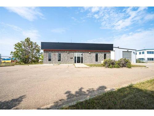 6006 53 Avenue, Lloydminster, AB 