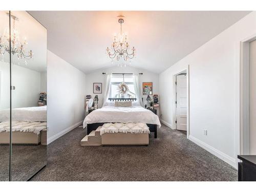 7109 39A Street, Lloydminster, AB - Indoor Photo Showing Bedroom