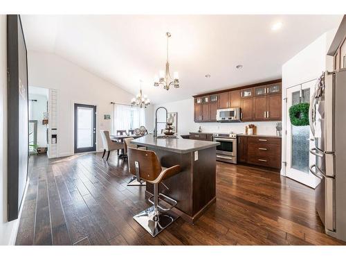 7109 39A Street, Lloydminster, AB - Indoor Photo Showing Kitchen With Upgraded Kitchen