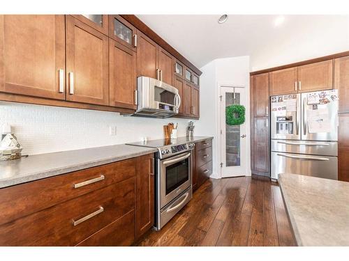 7109 39A Street, Lloydminster, AB - Indoor Photo Showing Kitchen