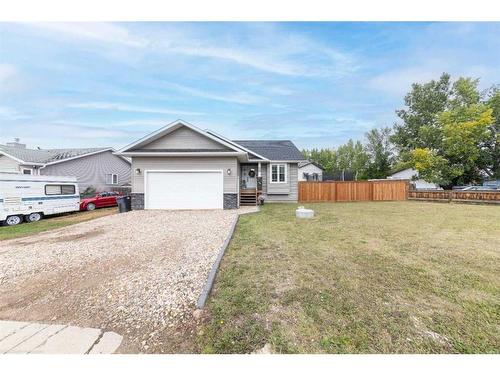 16 3 Avenue Se, Marshall, SK - Outdoor