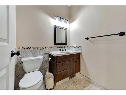 Part Of Ne 25-48-03W4, Rural Vermilion River, County Of, AB - Indoor Photo Showing Bathroom