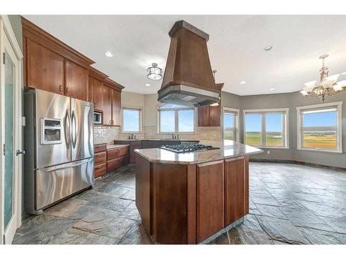 Part Of Ne 25-48-03W4, Rural Vermilion River, County Of, AB - Indoor Photo Showing Kitchen