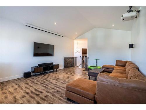 1703 59B Avenue, Lloydminster, AB - Indoor Photo Showing Living Room