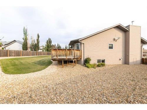 5220 19 Street, Lloydminster, AB - Outdoor