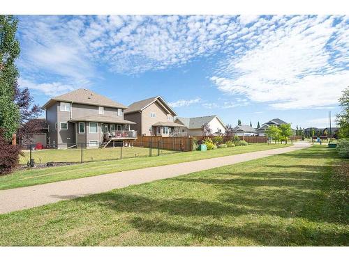 5705 21 Street, Lloydminster, AB - Outdoor