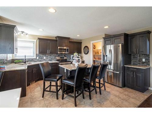 5705 21 Street, Lloydminster, AB - Indoor Photo Showing Kitchen With Upgraded Kitchen