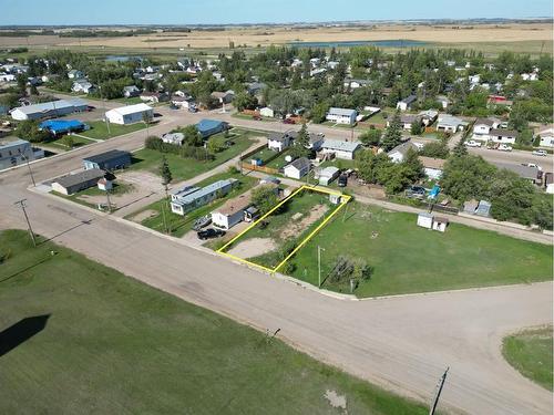 18 Railway Avenue East, Marshall, SK 