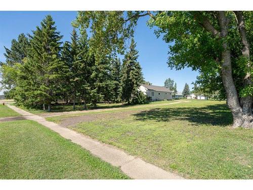 18 3Rd Street, Marwayne, AB - Outdoor