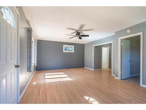 18 3Rd Street, Marwayne, AB - Indoor Photo Showing Other Room