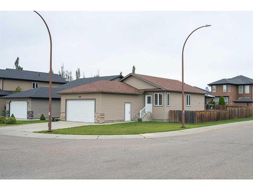 4101 74 Avenue, Lloydminster, AB - Outdoor